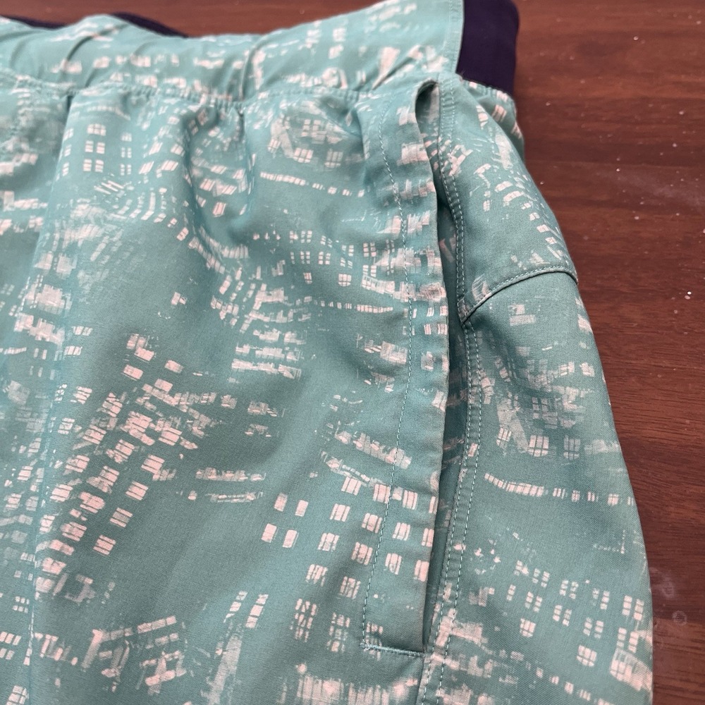 LULULEMON Mens Shorts Large Teal Green License To Train 9" Linerless New Style - Picture 4 of 11